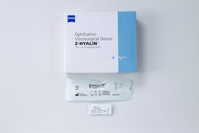 Z-HYALIN Multipack Image front view lying inside displayed on back (med-large)